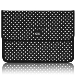 nother Sleeve Pouch for Macbook / 나더 애플 맥북 파우치 (Dot/Black)